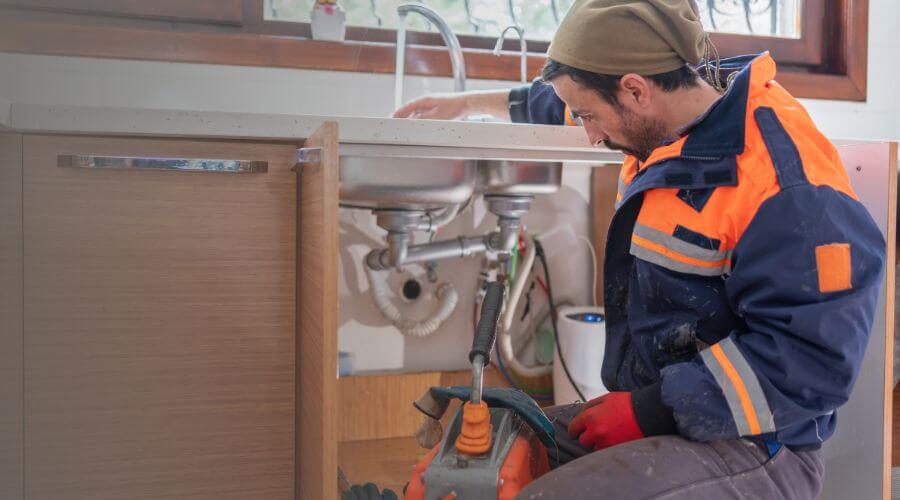 Professional expert plumbing services in Claytonville, IL